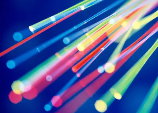 思科為 Nexus 交換機供電，提供800GB光模塊